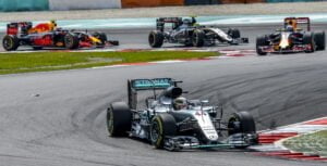 Paddy Lowe: "Mercedes had in 2014 zo'n grote voorsprong dat ze ermee speelden