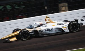 Rinus 'VeeKay' van Kalmthout: Strijdvaardig en Optimistisch Richting de Indy 500 Ondanks Uitdagingen in het IndyCar-seizoen 2023