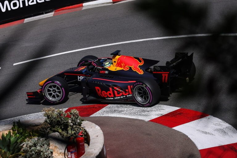 Ayumu Iwasa wint de Formule 2 Sprint Race in Monaco, Richard Verschoor eindigt vierde