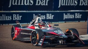 Formule E Jakarta: Pascal Wehrlein wint, Robin Frijns scoort punten