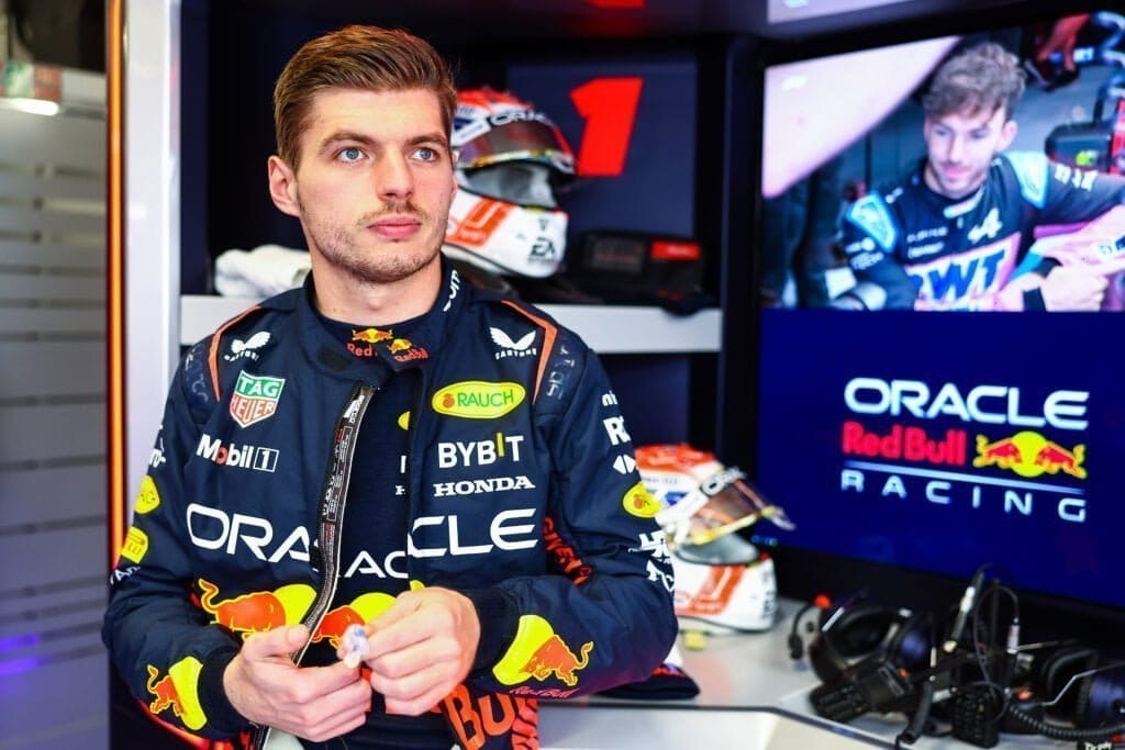 Max Verstappen heerst in tweede vrije training voor Grand Prix van Spanje