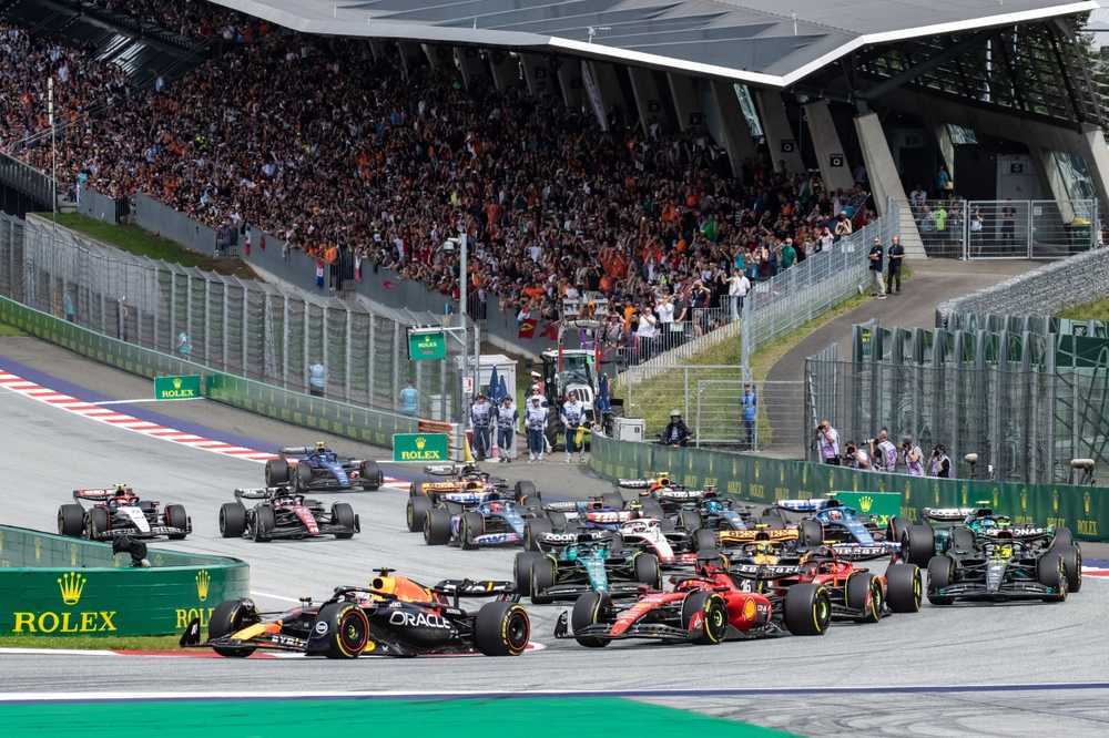 "FIA wijst 3 kandidaat-teams af voor Formule 1-startbewijs"