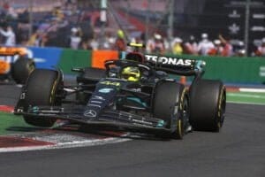 Mercedes' technisch brein Mike Elliott stapt per direct op
