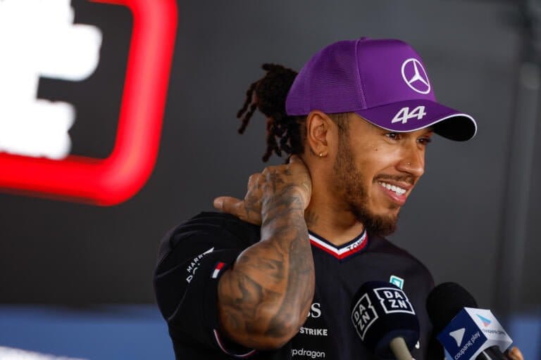 Wie pakt het stuur over van Hamilton bij Mercedes?