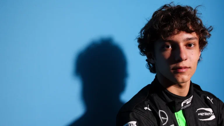Antonelli mogelijk in F1 voor 18de verjaardag dankzij speciale FIA-toestemming
