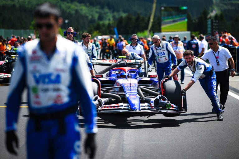 Een dag uit het leven van een Formule 1-monteur