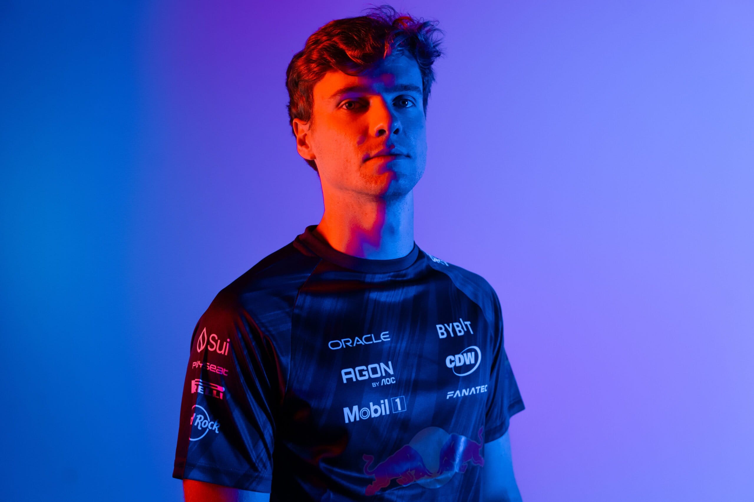 Jarno Opmeer maakt transfer van Mercedes naar Red Bull Sim Racing