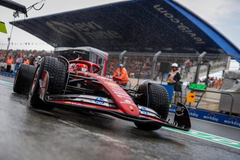 “We haatten elkaar soms” – Leclerc openhartig over teamgenoot Sainz