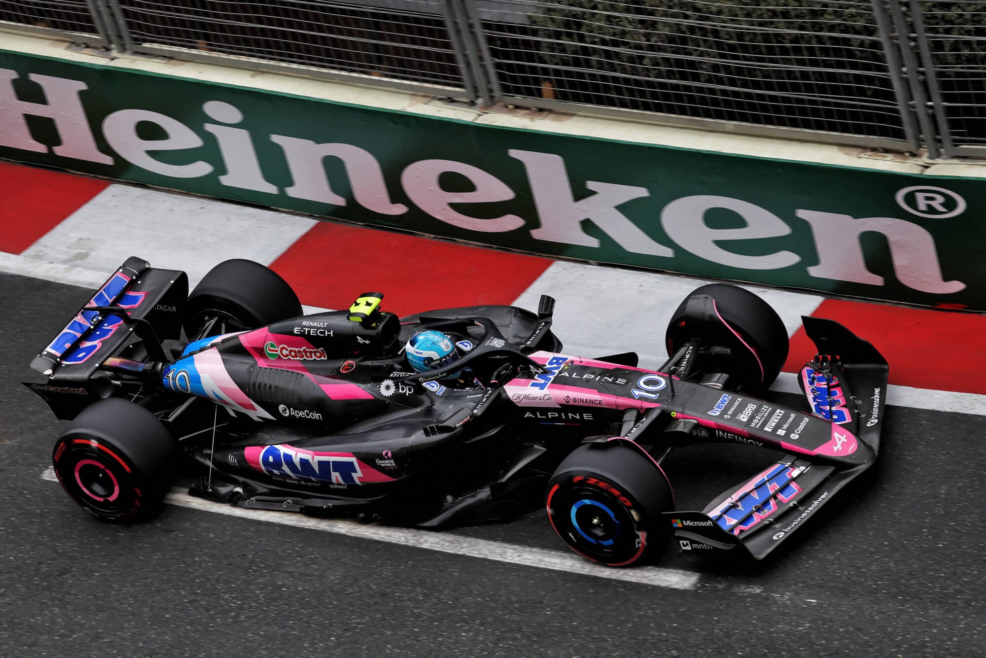 Gasly gediskwalificeerd na brandstofblunder Alpine in Bakoe