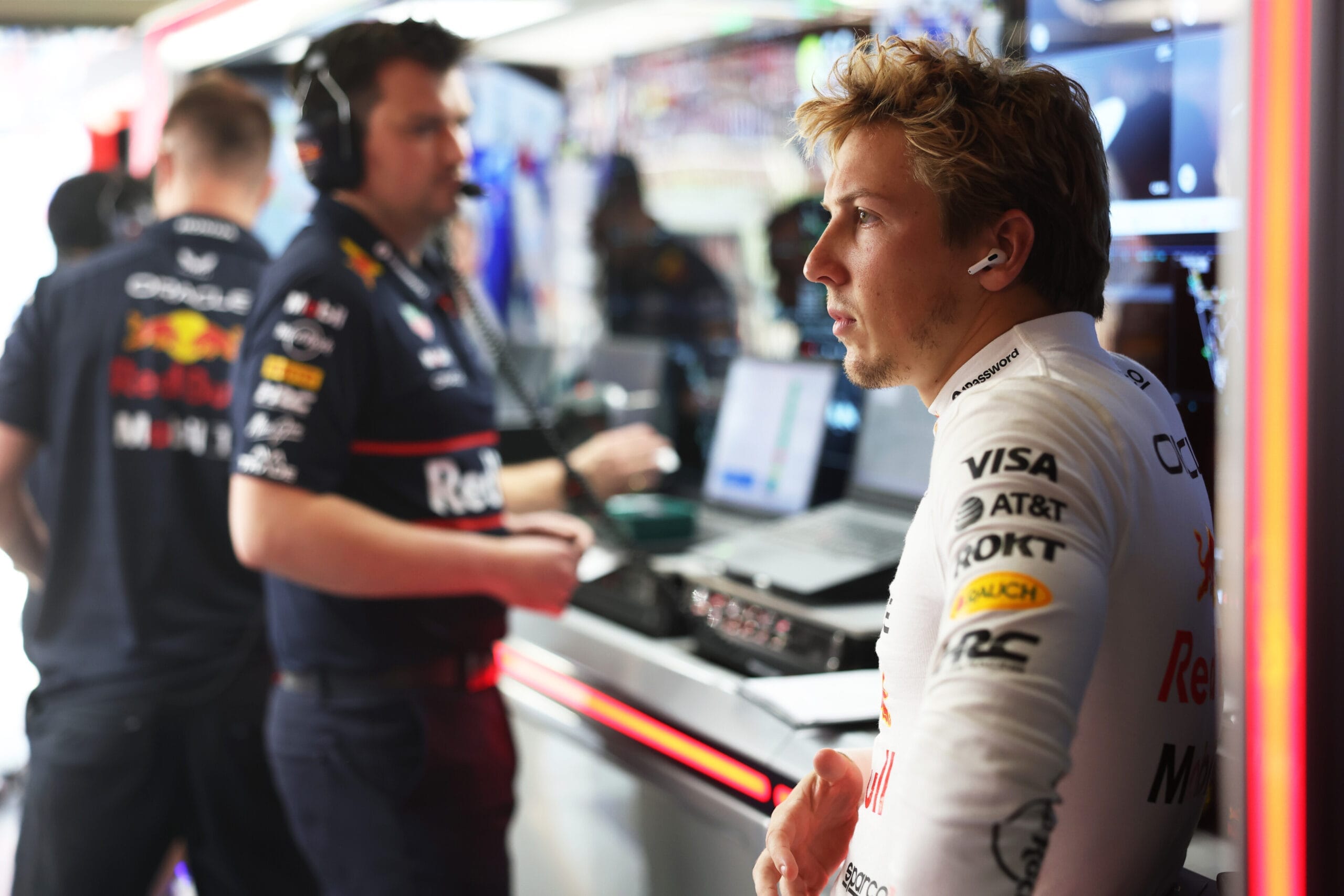 Na slechts twee races: Tsunoda vervangt Lawson bij Red Bull Racing