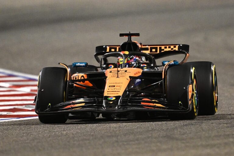 Bandenslijtage vormt probleem voor Red Bull terwijl McLaren indruk maakt in Jeddah
