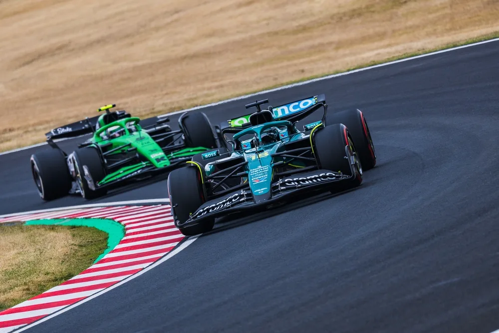 Aston Martin zonder punten: Wat gaat er mis bij het team van Alonso?
