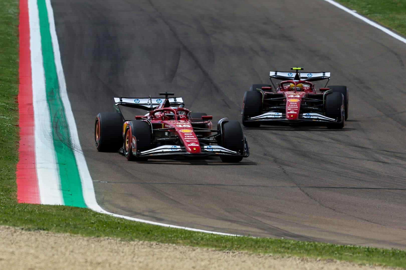 Vasseur spreekt klare taal over zwakke plek Ferrari na Imola GP