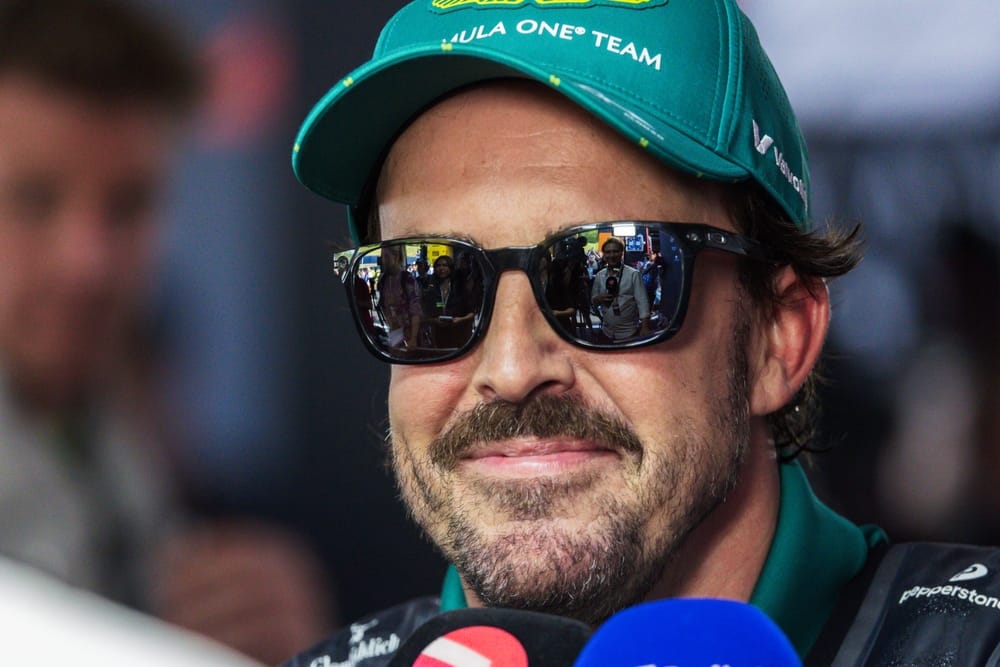 Alonso mist Hongaarse GP-training door hardnekkige rugblessure
