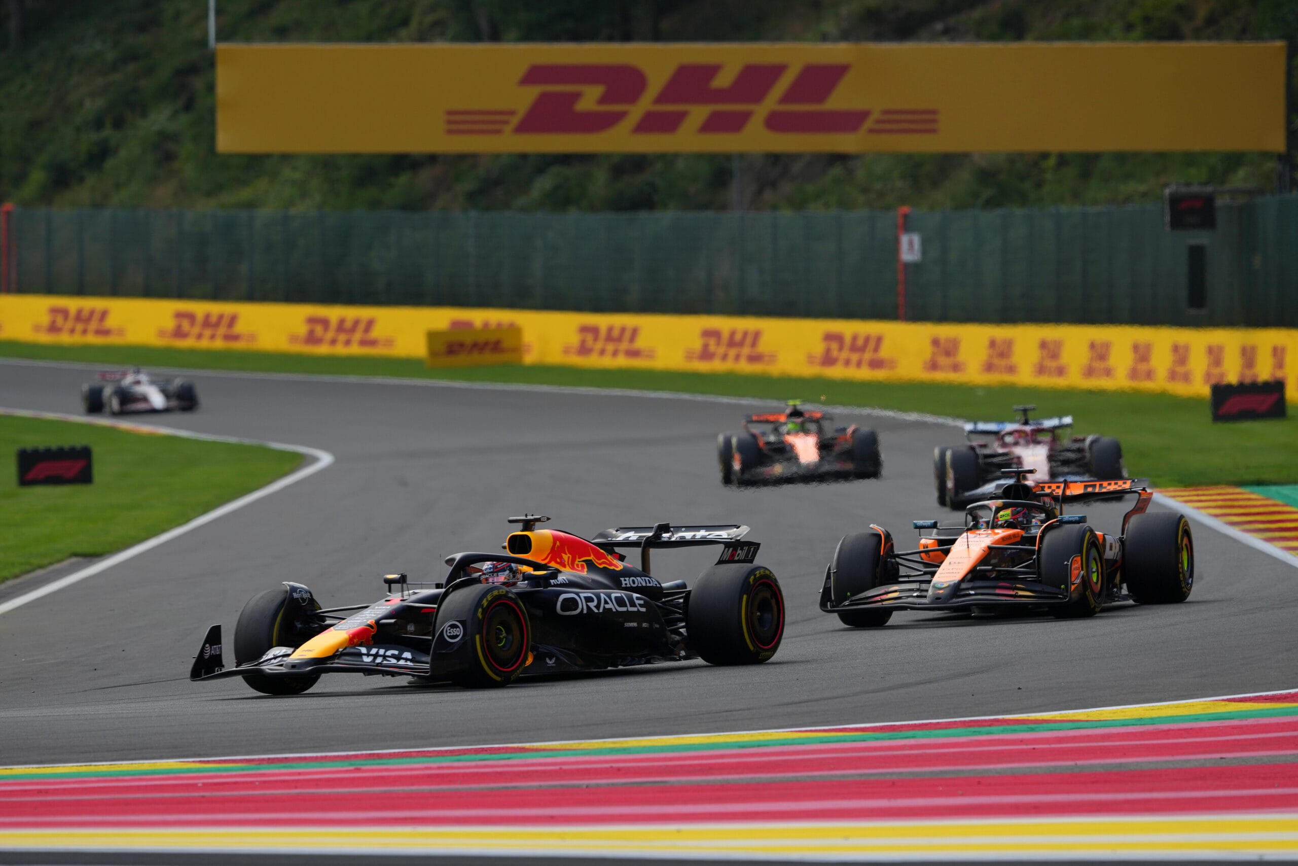 F1 baas wil kortere races en omgekeerde startopstellingen