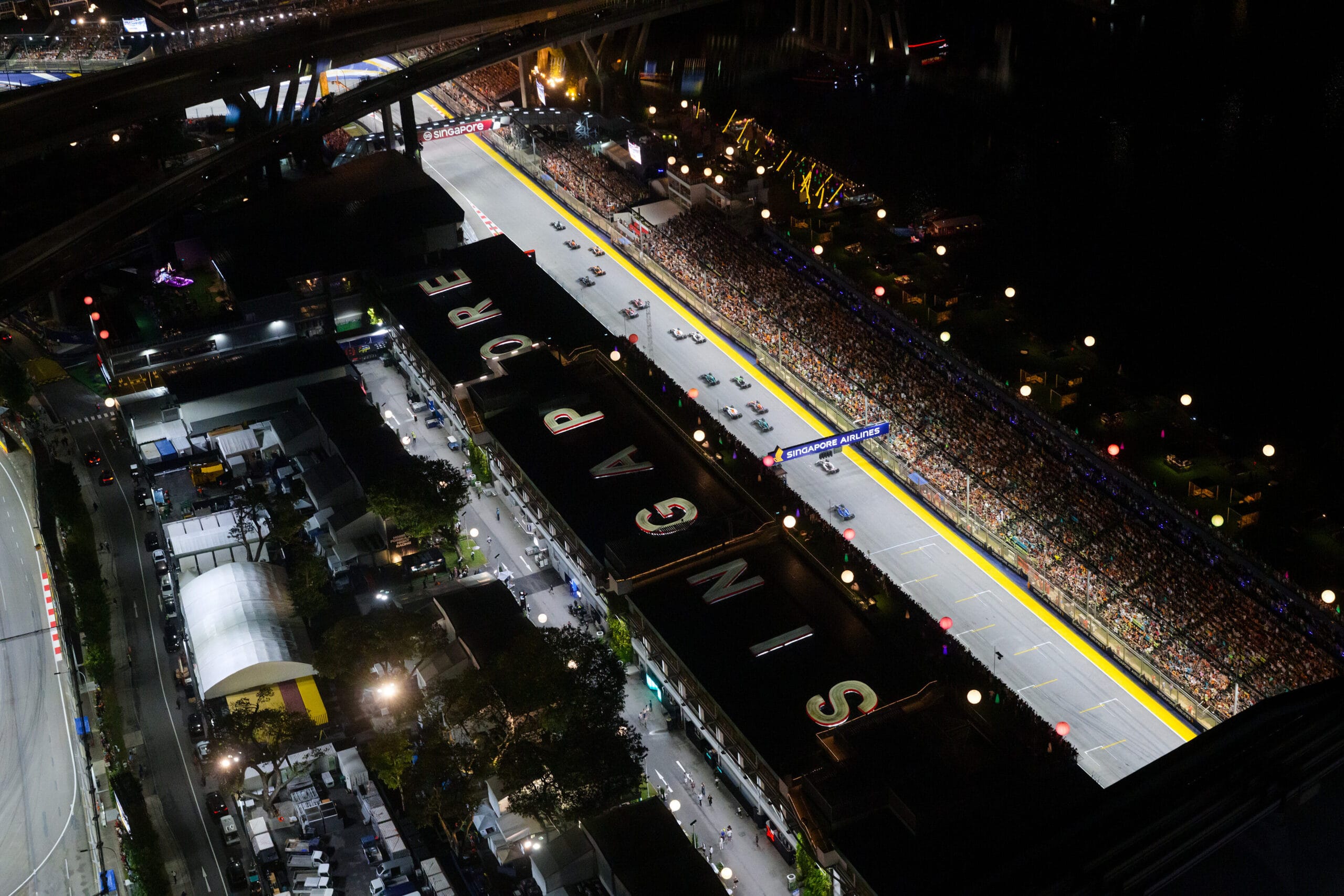 Media lovend over Russell en kritisch op Ferrari na Grand Prix Singapore