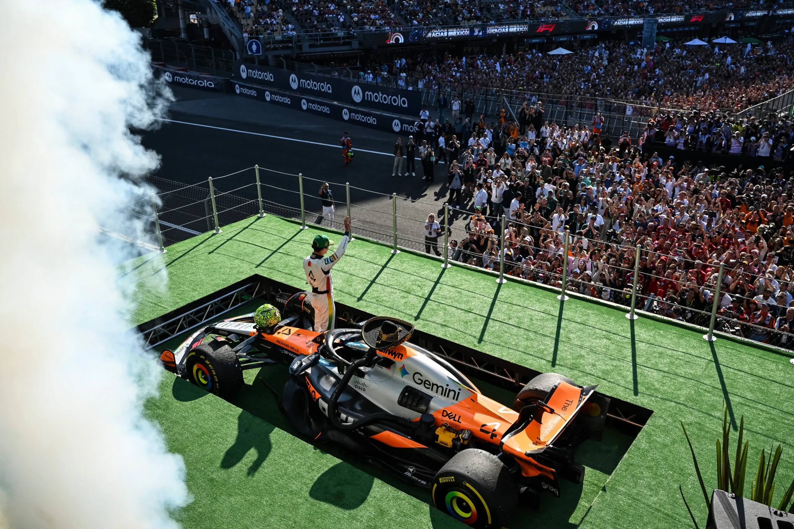 Media wereldwijd onder de indruk van dominant optreden Norris