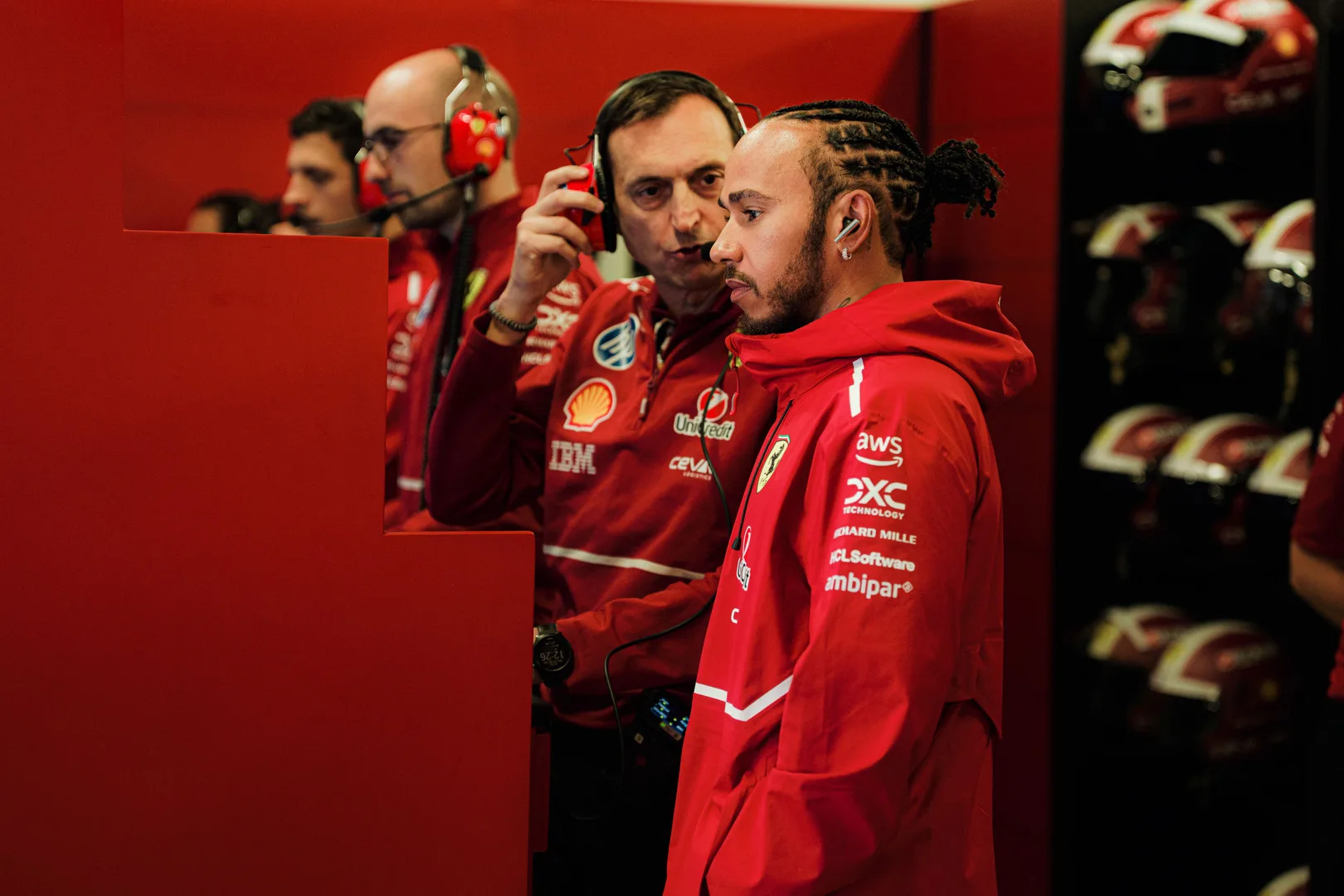 Hamilton voelt zich eindelijk thuis in de Ferrari