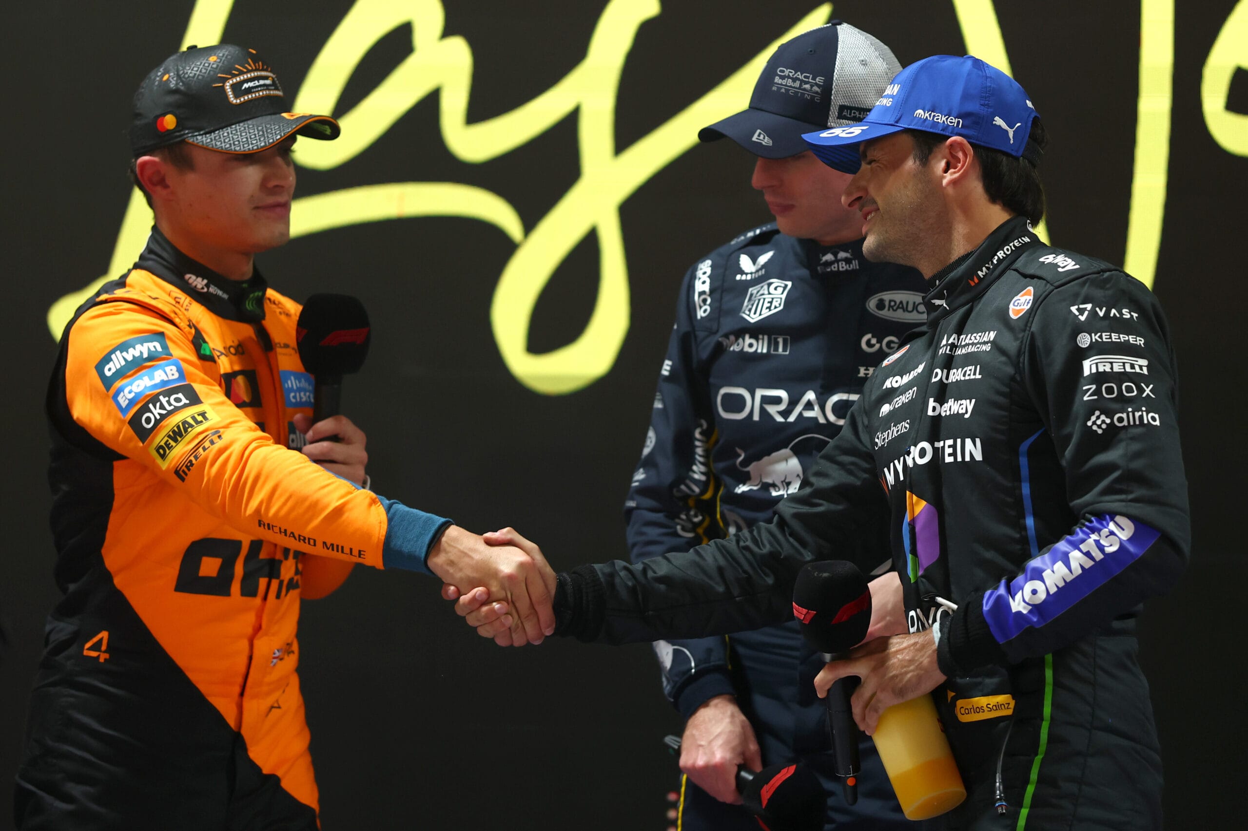Norris pakt pole in chaotische natte kwalificatie Las Vegas