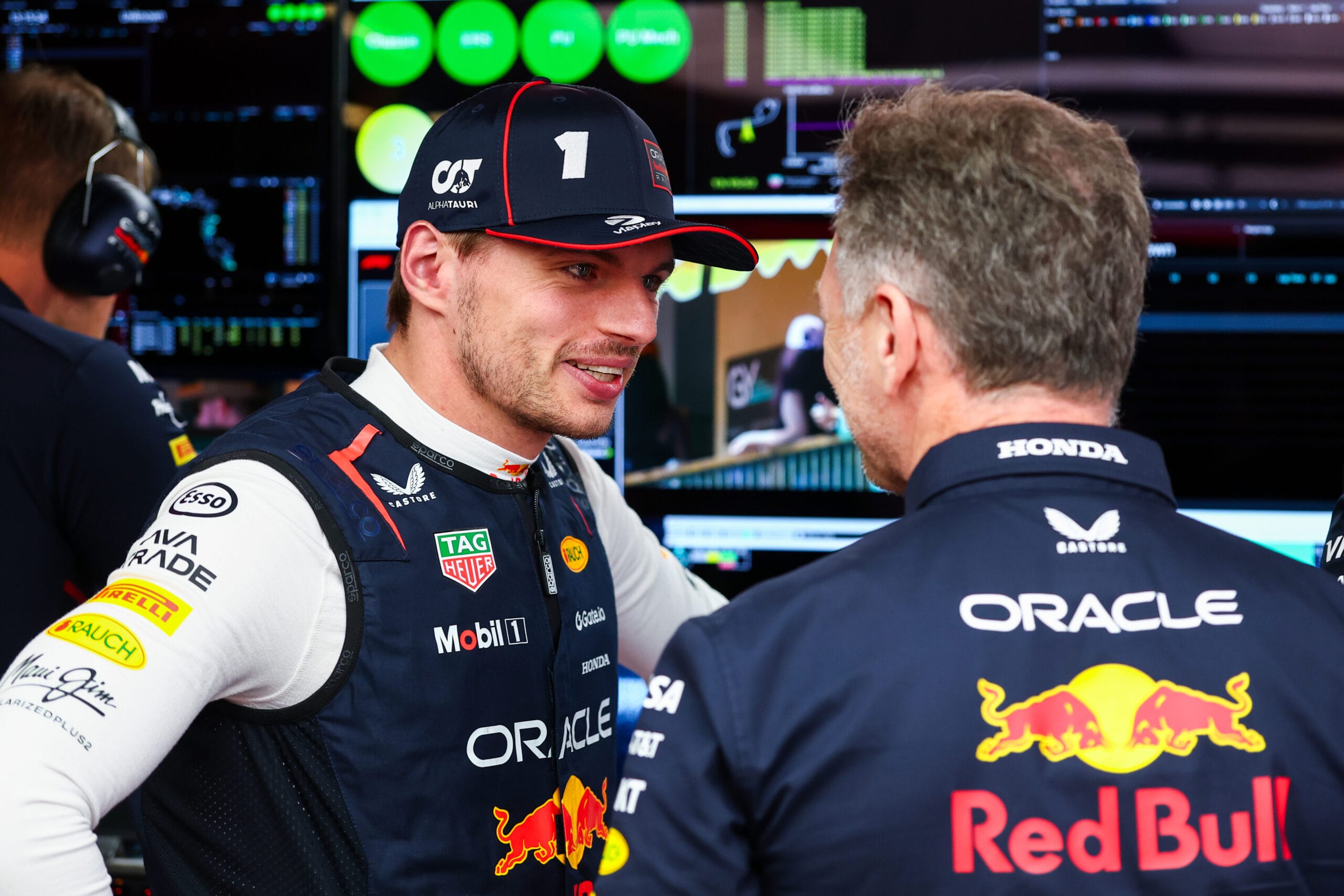 Verstappen wil vraag over Horner niet beantwoorden