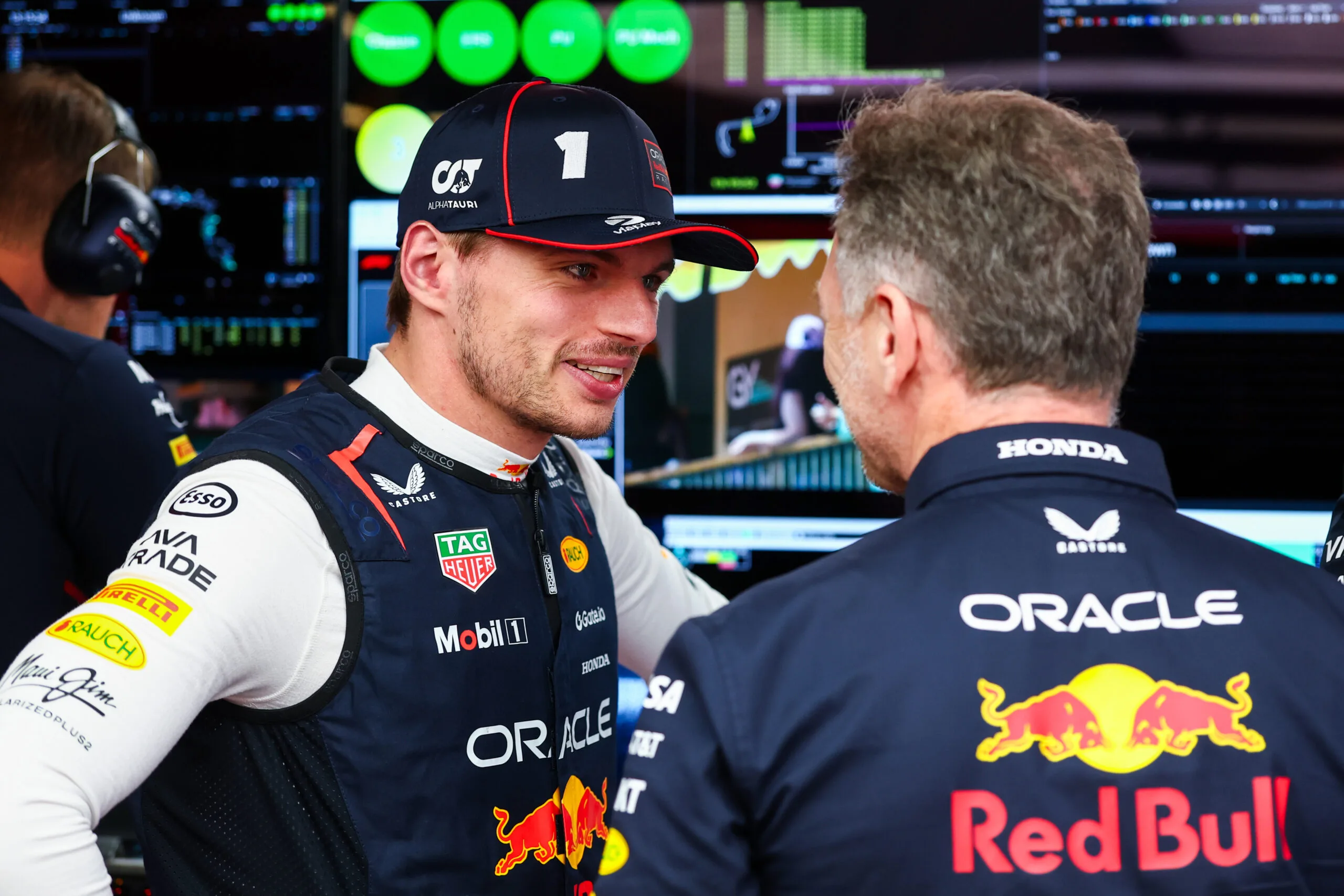 Verstappen wil vraag over Horner niet beantwoorden