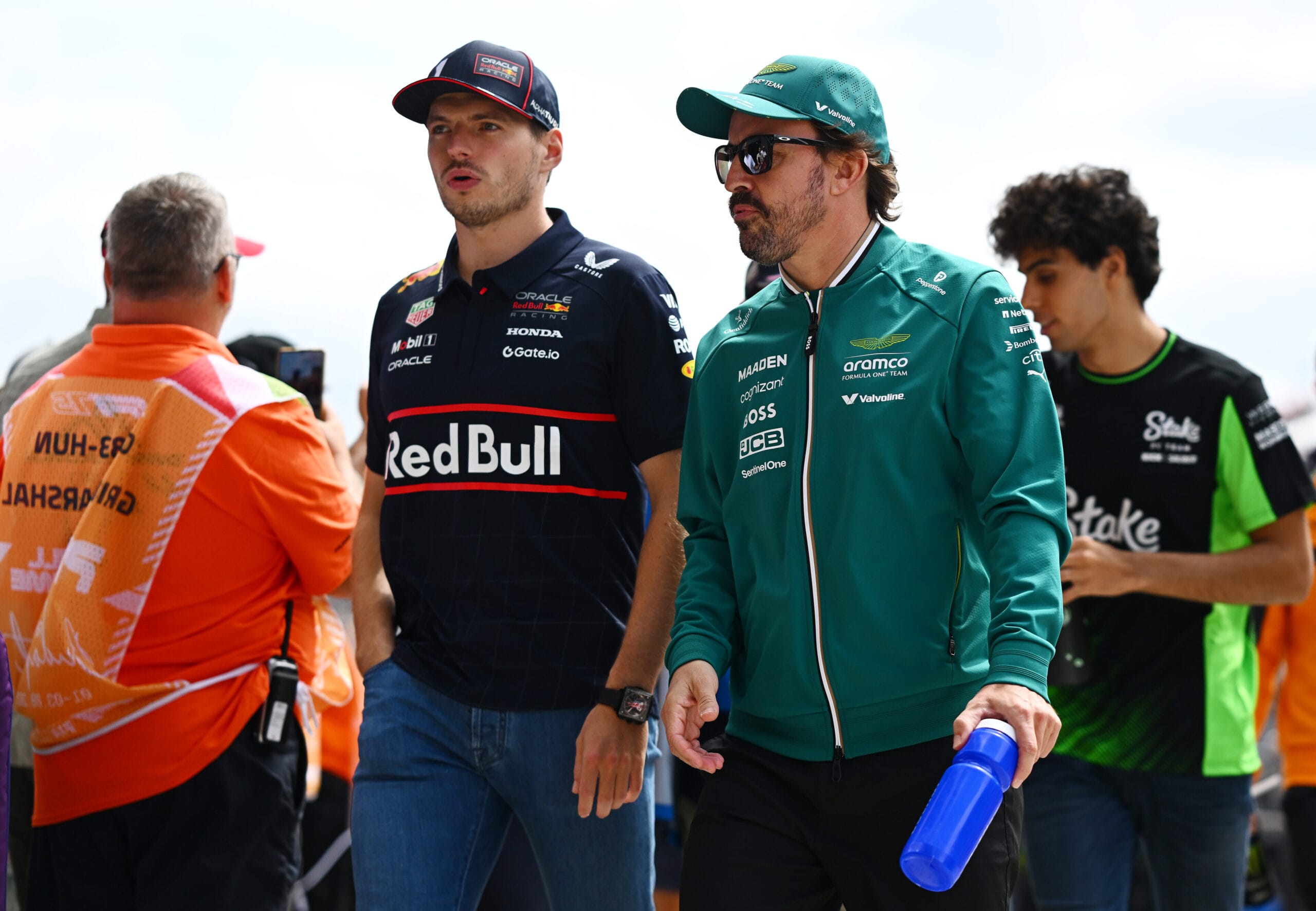 Alonso ziet opvallende parallellen met Verstappen in eigen carrière