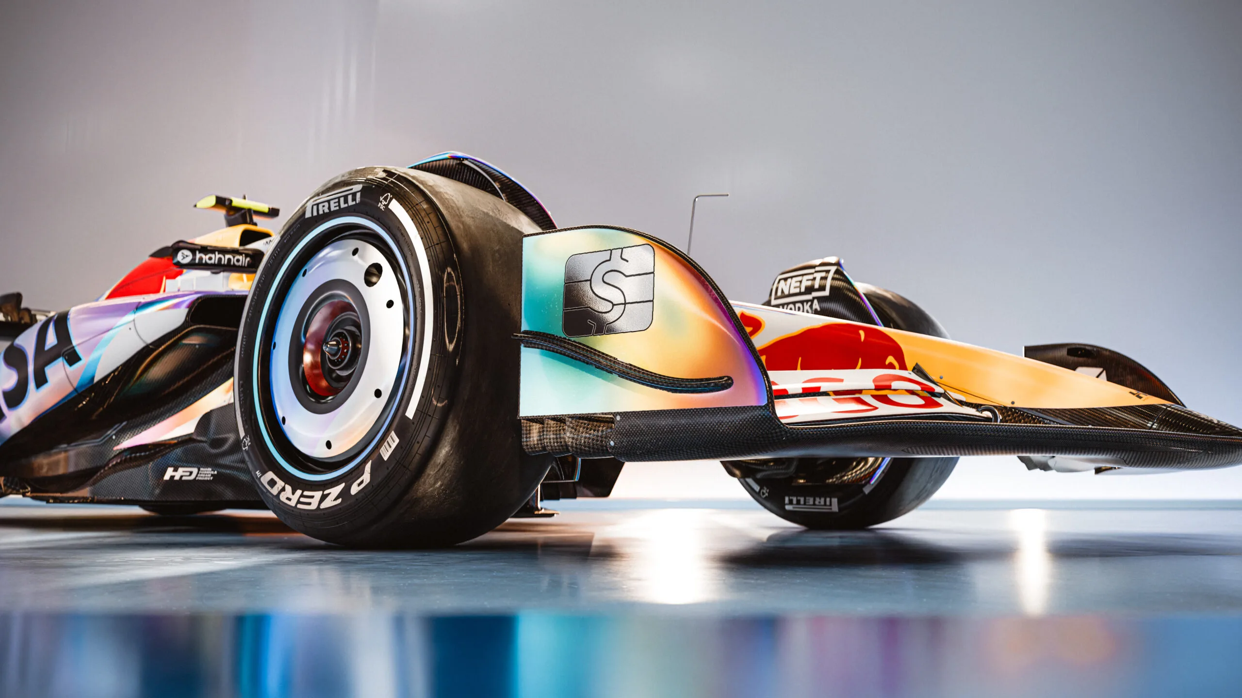 Racing Bulls presenteert holografische livery voor Grand Prix Las Vegas
