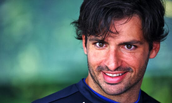 Sainz mist eerste dag Brazilië door ziekte