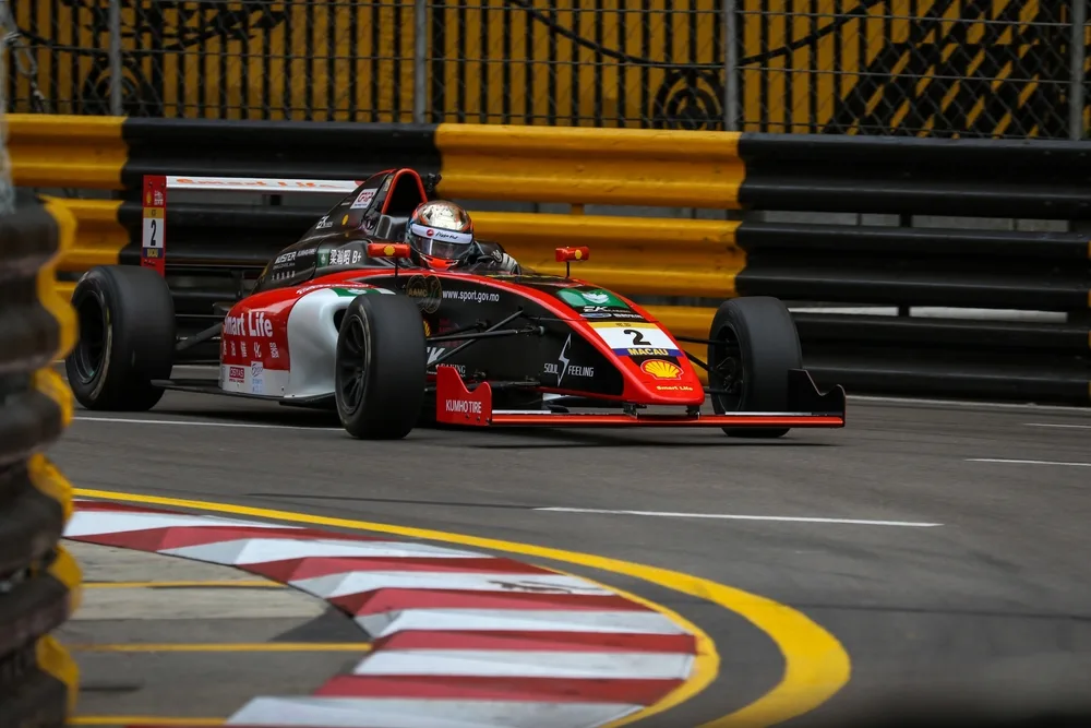 Gratis live te kijken: Macau Grand Prix met Nederlands Van Amersfoort Racing