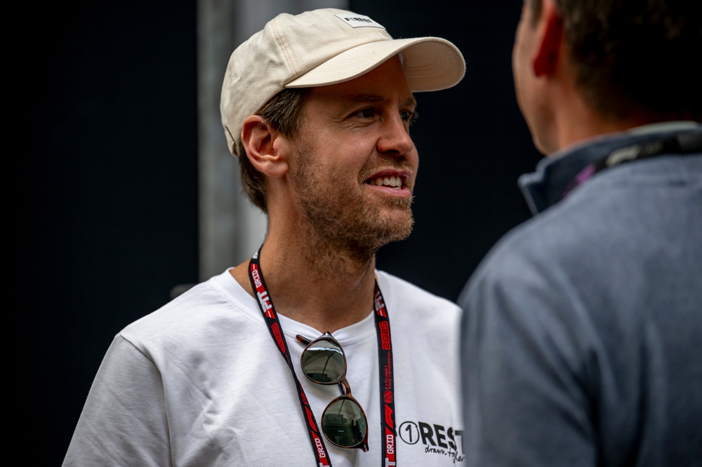 Vettel geeft comeback update en onthult advies aan Hamilton