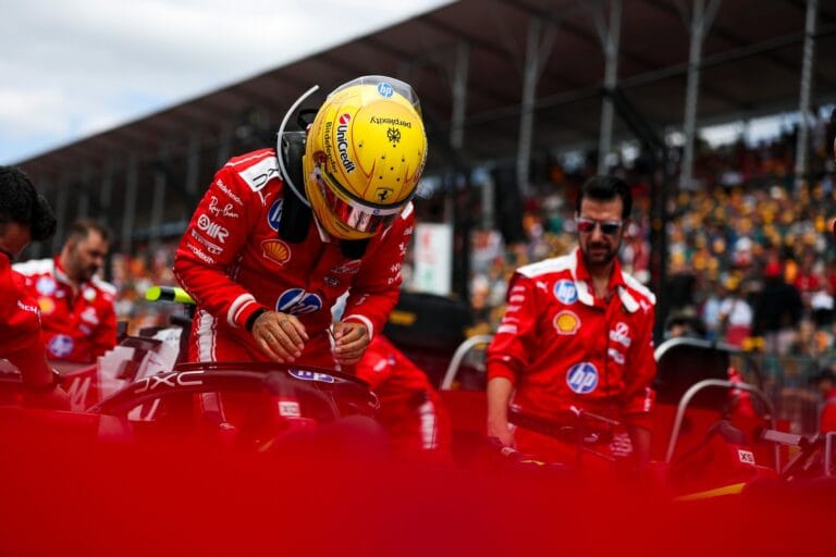 Ferrari kan gat dichten volgens Hamilton: ‘Het is niet onmogelijk’