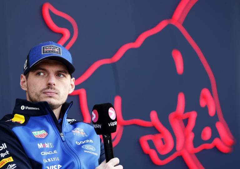 Verstappen twijfelt openlijk aan F1-toekomst na uitschakeling in Q2 Japan