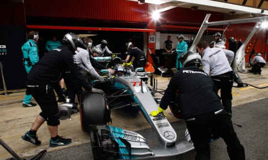Bottas onthult eetstoornis en bijna-afscheid uit F1 in openhartige brief