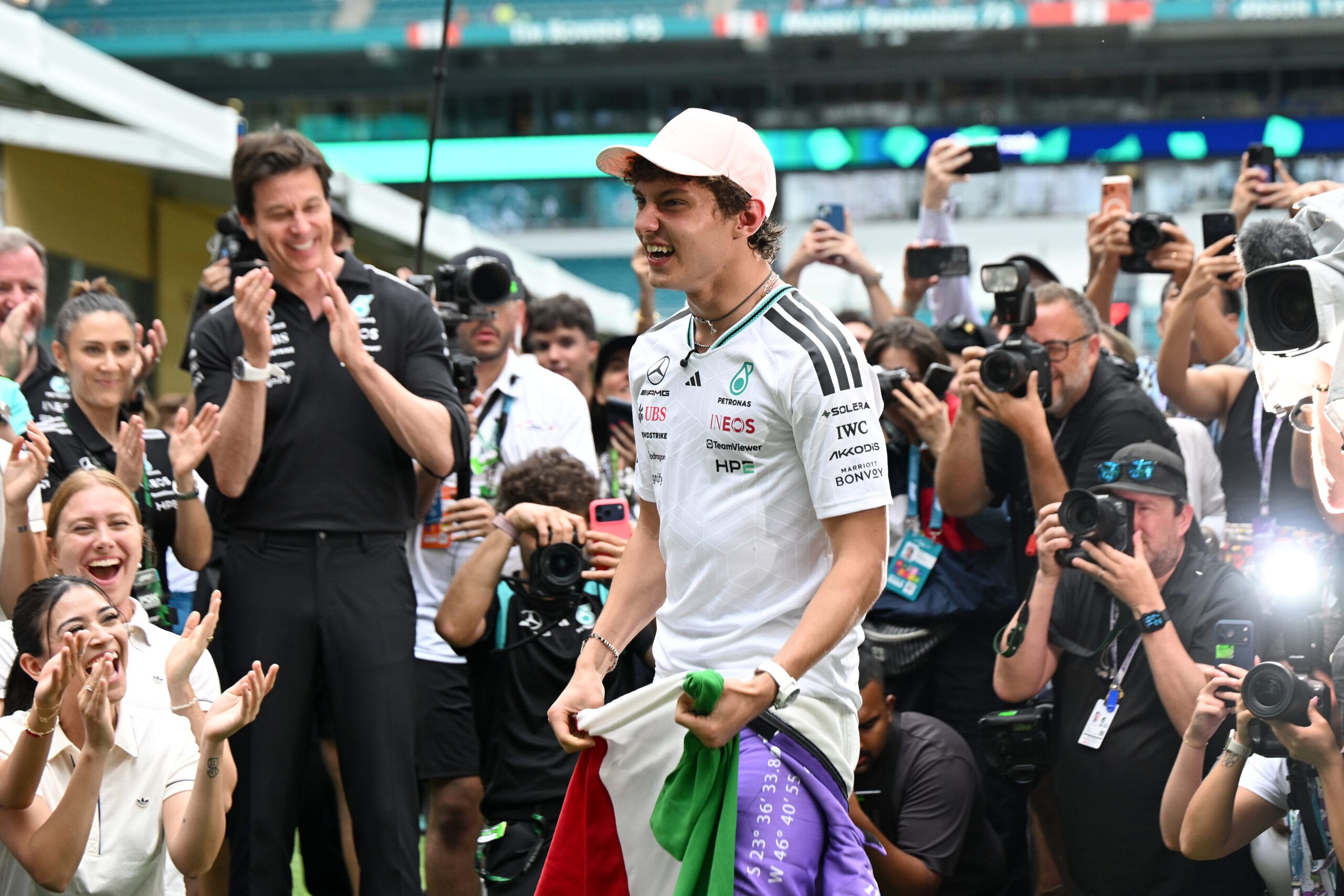 Mercedes verbiedt Antonelli een Nordschleife-licentie te halen dit jaar