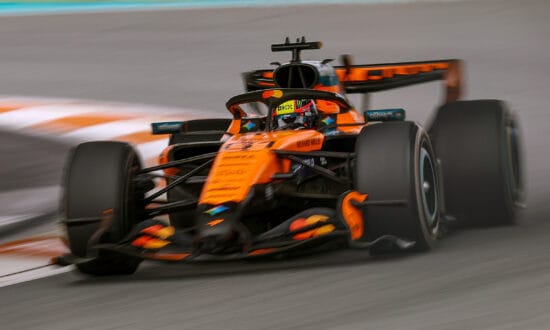 McLaren brengt eigen versie Macarena-wing naar Montreal