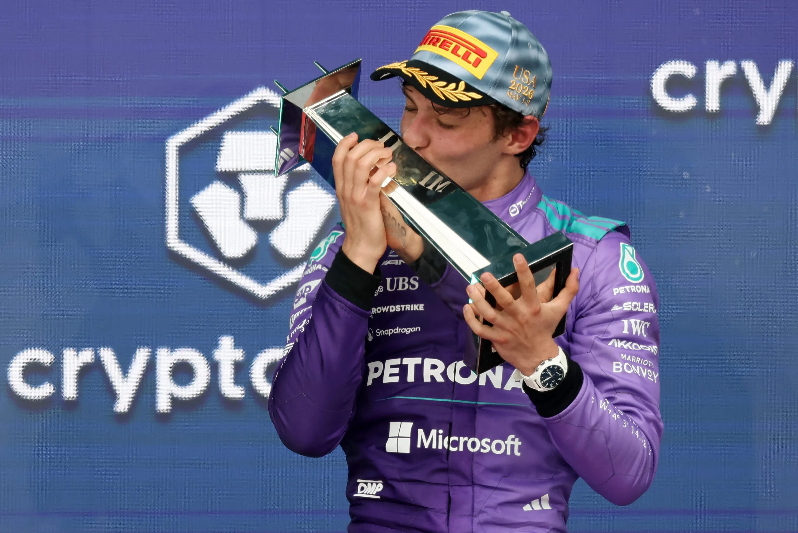 Kimi Antonelli wint zijn derde Grand Prix op rij in Miami voor Mercedes