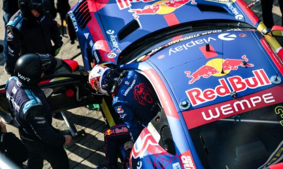 Verstappen zet in op winst bij Nürburgring-debuut: ‘Zo simpel is het’