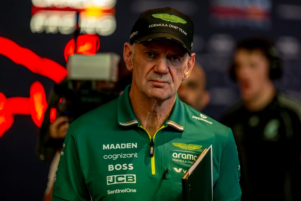 Adrian Newey is ziek en miste de Grand Prix van Miami terwijl Aston Martin zonder punten staat in 2026