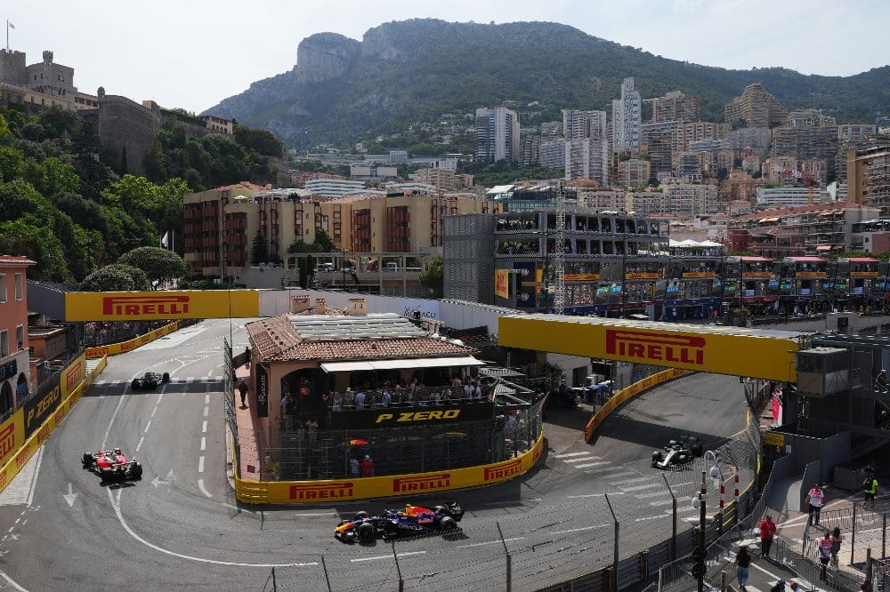 Pit entry in Monaco veroorzaakte reeks tijdstraffen: FIA wijst naar gekozen rijlijn