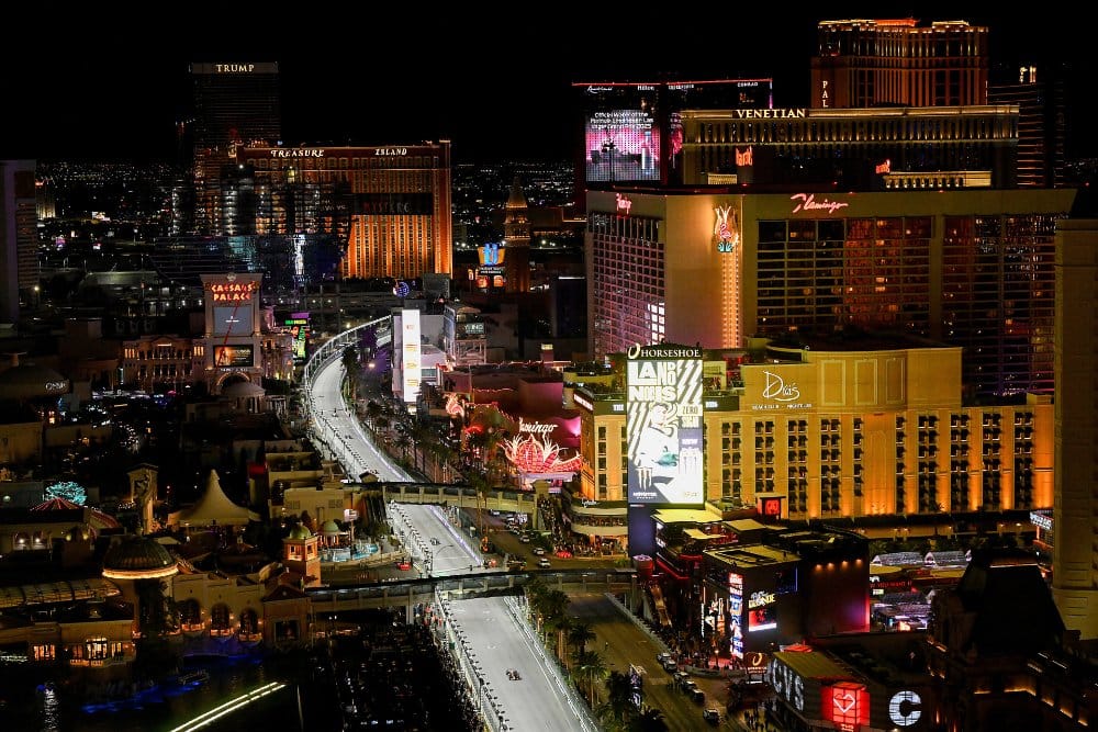 Las Vegas Grand Prix blijft tot 2037 op de F1-kalender na tienjarige contractverlenging