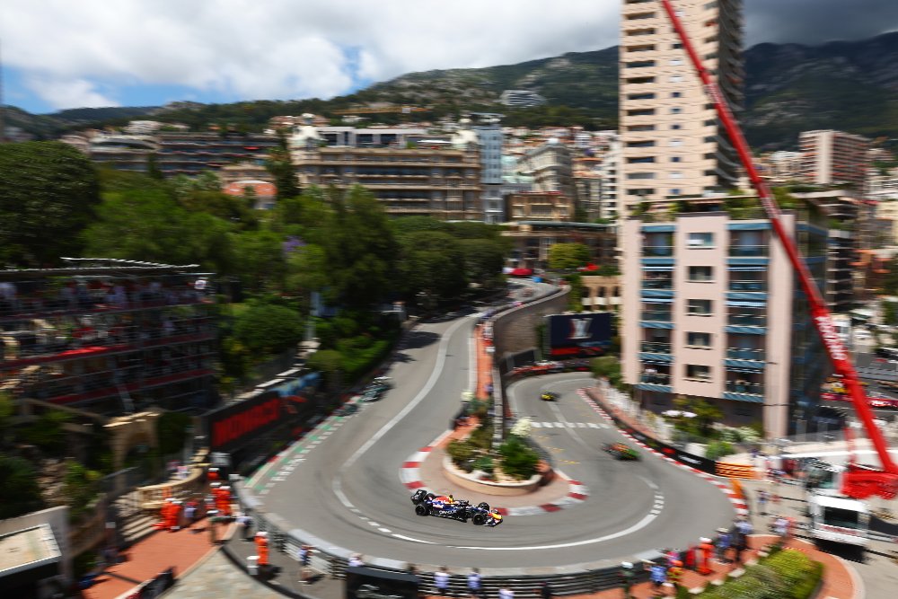 Leclerc snelste in VT1 Monaco, Ferrari pakt één-twee voor Verstappen