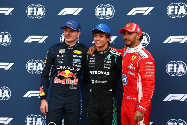 Verstappen kwalificeert als tweede in Monaco na moeilijke ochtend: ‘Had er direct voor getekend’