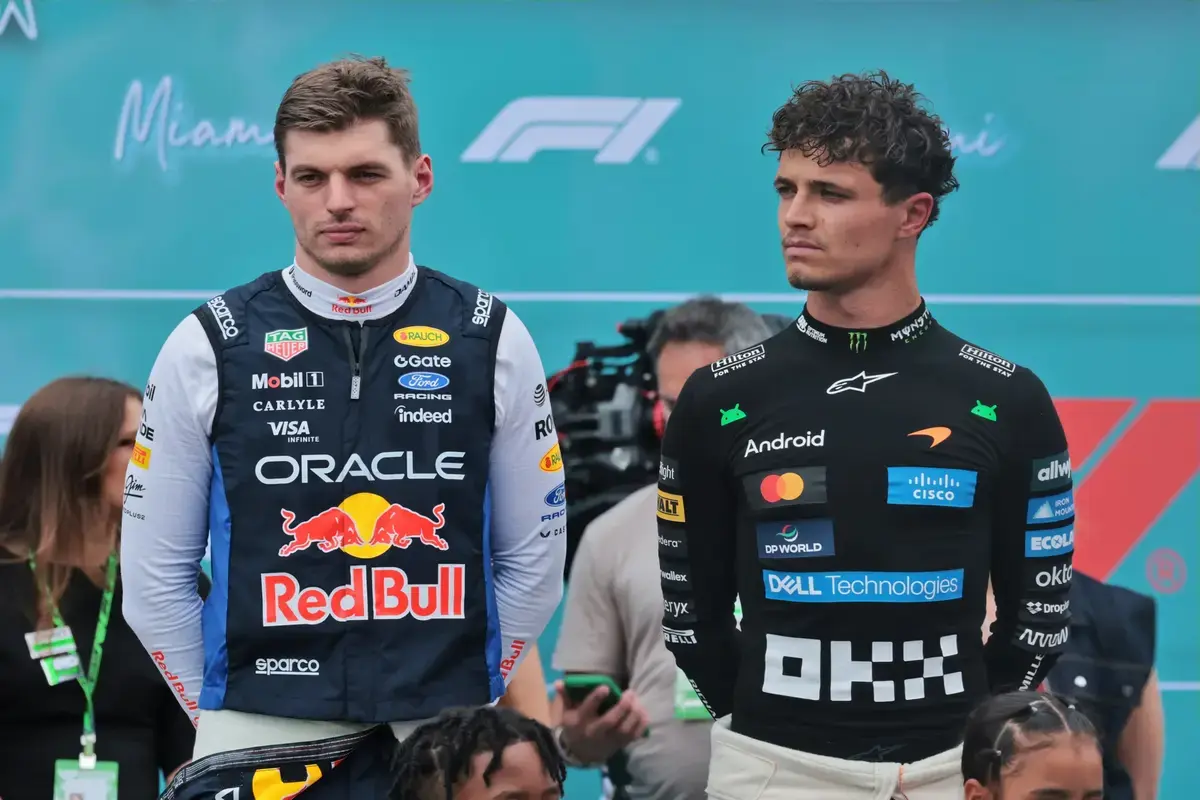 Norris zou Verstappen als teamgenoot verwelkomen maar waarschuwt: 'Bij McLaren kun je bepaalde dingen niet doen'