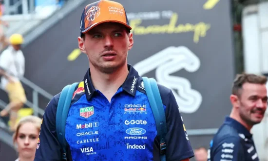 Verstappen begint als manager van McLaren-junior Van Langendonck