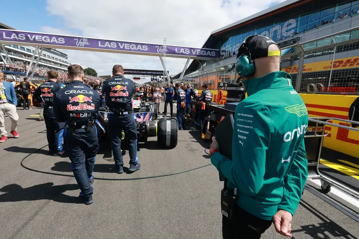 Newey keert voor één dag terug bij Red Bull voor debuut van zijn hypercar