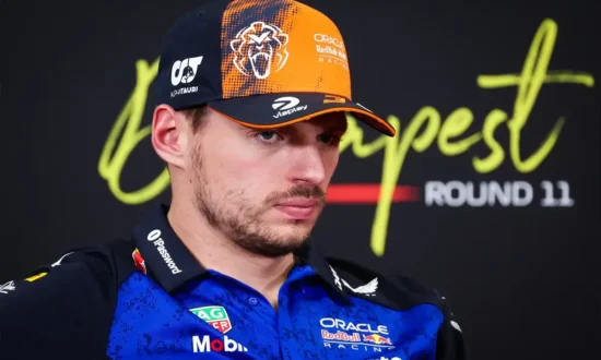 Verstappen krijgt nieuw contractvoorstel van Red Bull na Hongarije