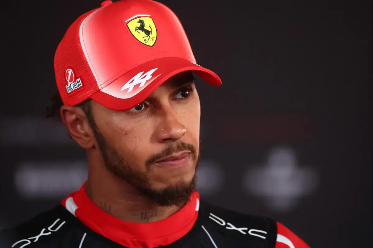 Hamilton belooft herstel na moeizame weken vol straffen