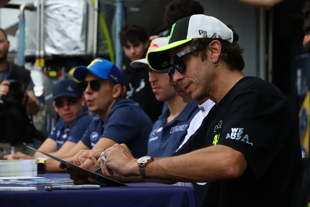 Norris wil over paar jaar Le Mans rijden met Valentino Rossi als teamgenoot