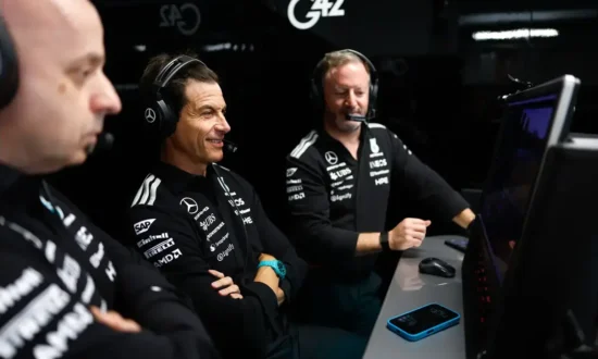 Wolff dreigt Russell en Antonelli met ontslag bij escalatie