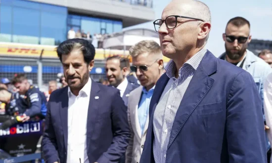 Domenicali bevestigt deadline: F1-seizoen 2026 eindigt in Europa bij uitval Midden-Oosten
